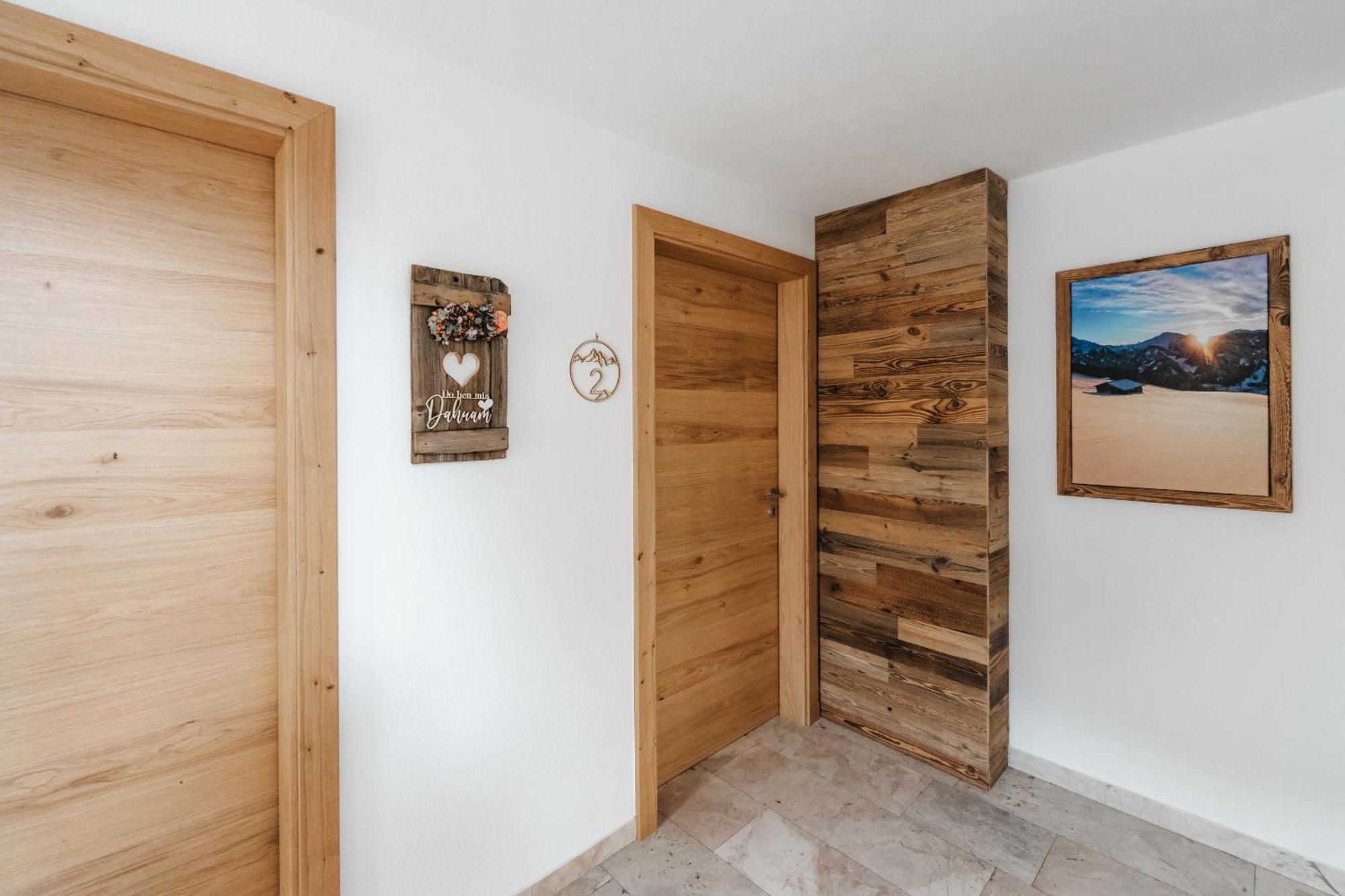 Alpenzeit Zillertal Apartments เซลล์ อัม ซิลลา ภายนอก รูปภาพ