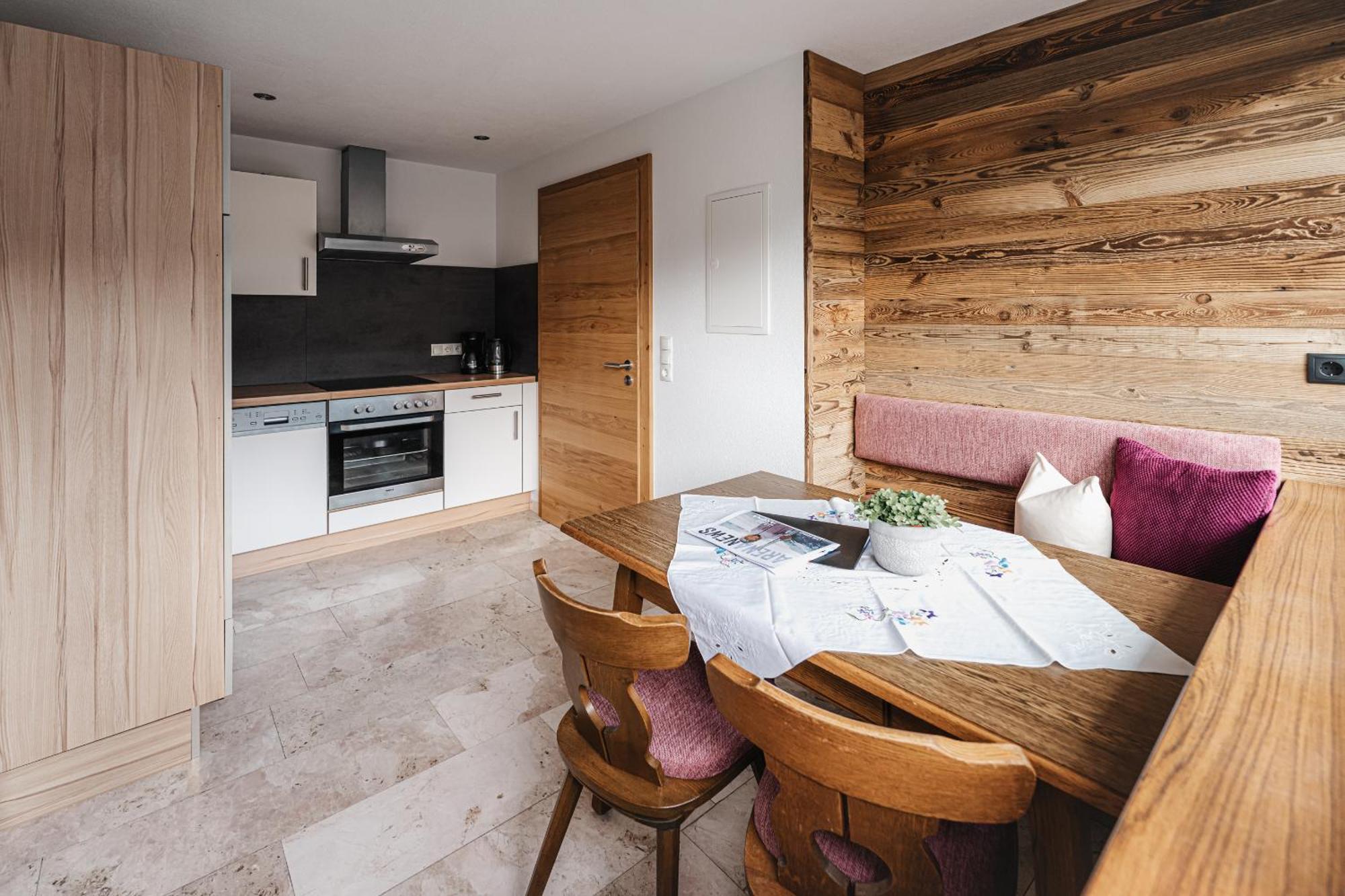 Alpenzeit Zillertal Apartments เซลล์ อัม ซิลลา ภายนอก รูปภาพ